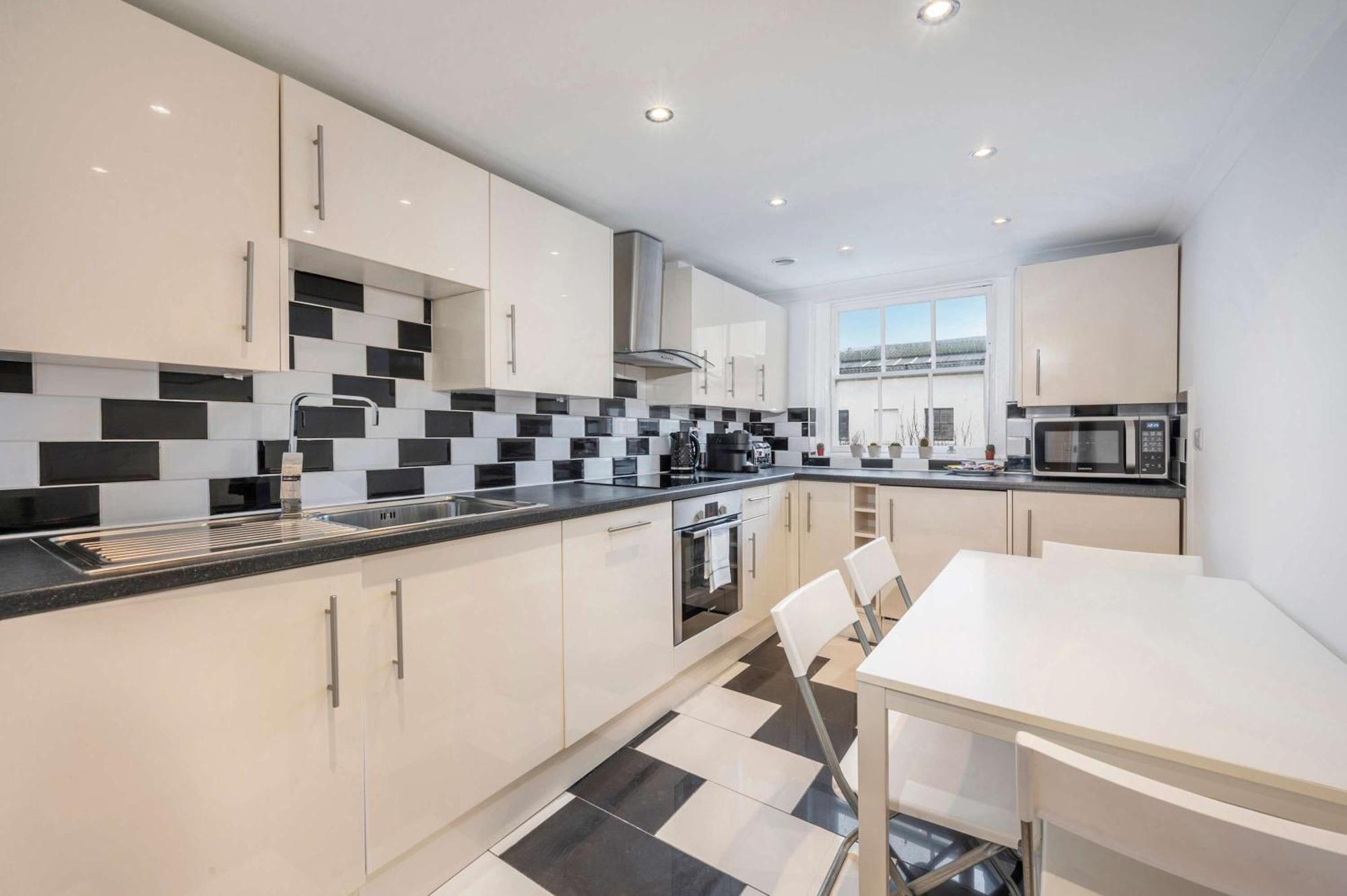 Appartamento Above & Beyond - Fitzrovia - By Frankie Says *