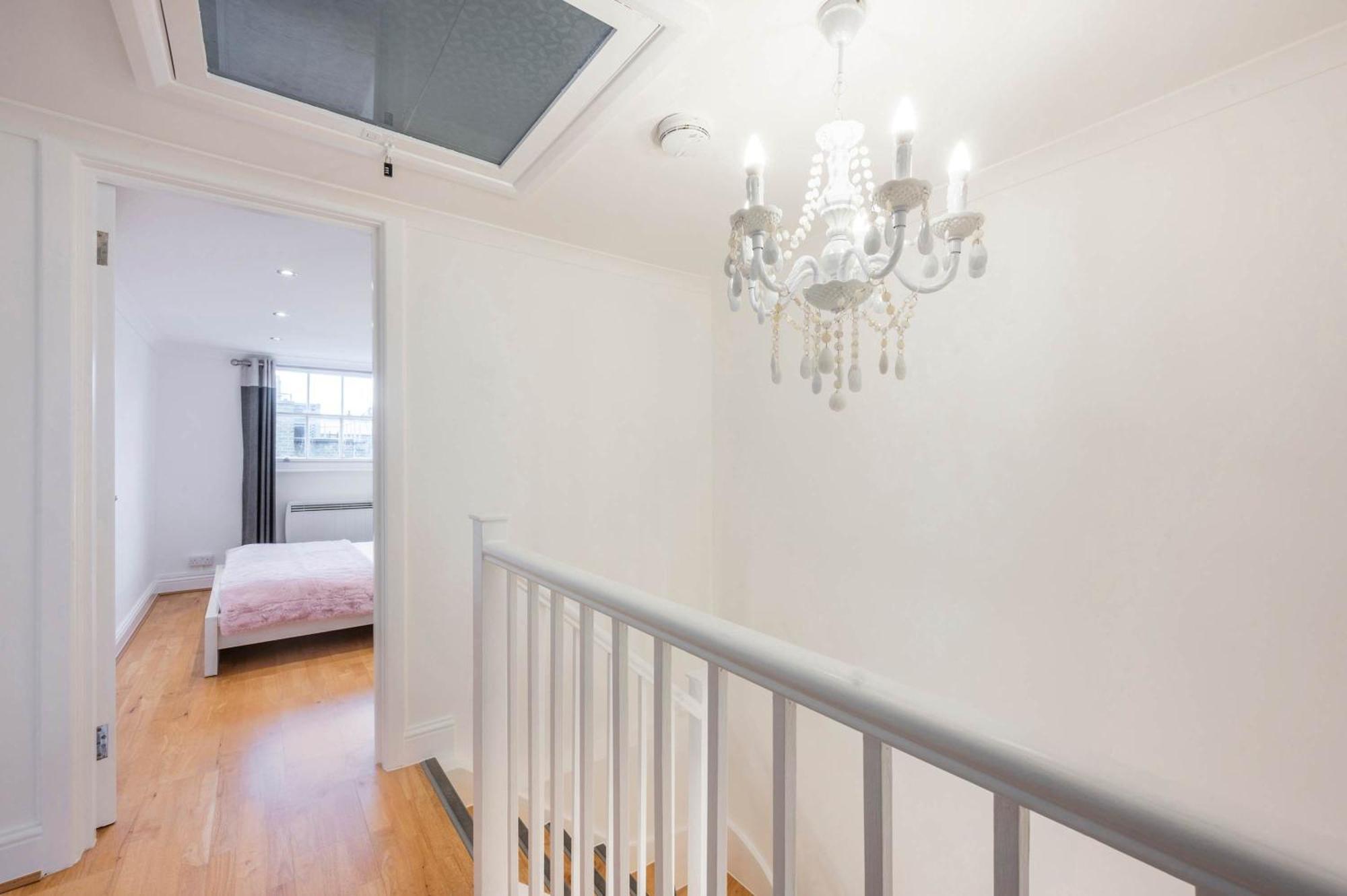 Above & Beyond - Fitzrovia - By Frankie Says Appartamento